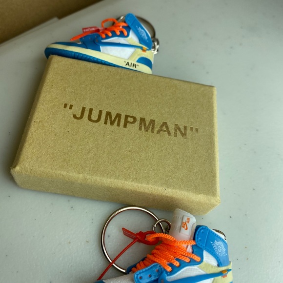 Keychain sneakers 3D - Picture 10 of 15